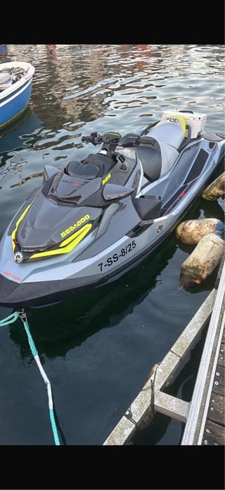 Moto de Agua Sea-Doo RXT 325 RS 2025
