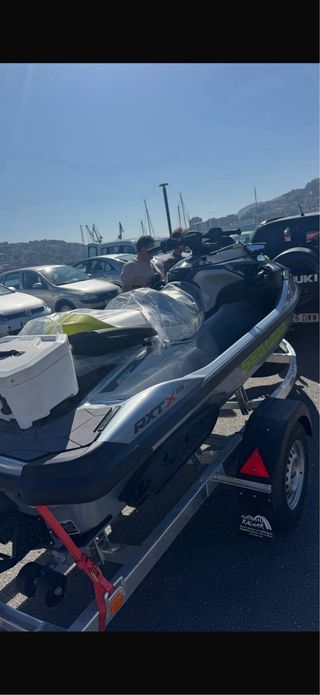 Moto de Agua Sea-Doo RXT 325 RS 2025