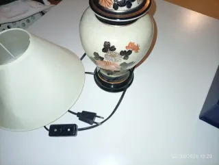 Lámpara de mesa cerámica floral