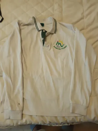 Polo manga larga Fundación Victoria