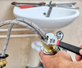 Fontanero a domicilio 24h