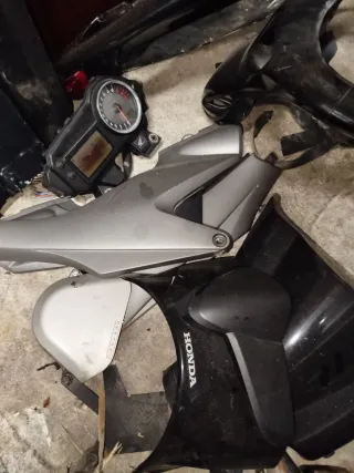 Despiece Honda Hornet 650 Negro