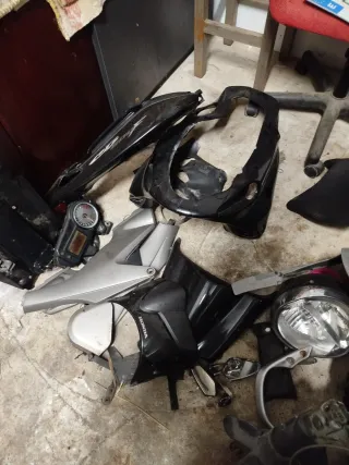 Despiece Honda Hornet 650 Negro