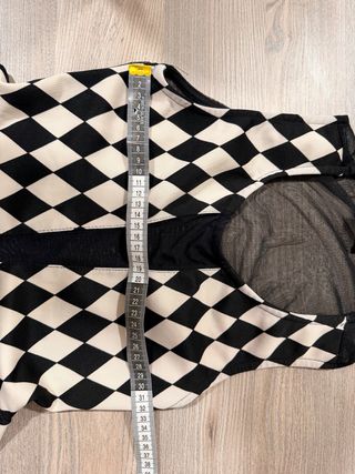 Top sin mangas estampado rombos M