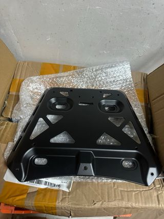 Soporte Baúl Harley Pan America