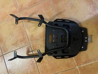 Soporte Baúl Harley Pan America