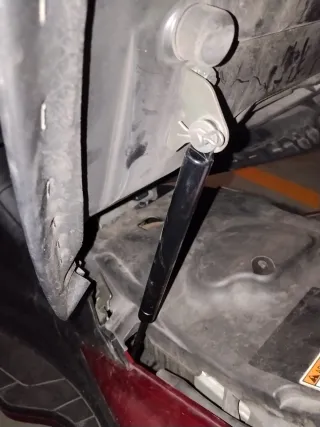 Amortiguador asiento Suzuki Burgman 400 año 2007