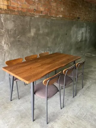Mesa de comedor y 6 sillas