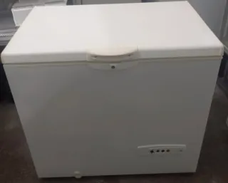 Congelador Arcon Whirlpool grande por 180€!
