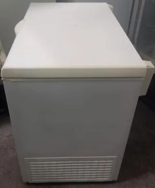 Congelador Arcon Whirlpool grande por 180€!