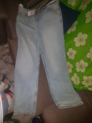 Pantalón vaquero recto azul