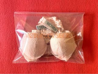 Conjunto Victoria's Secret Rosa encaje
