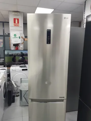 Nevera LG plateada Combi 2,cm Nofrost