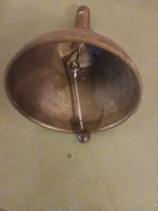 Campana vintage in ottone