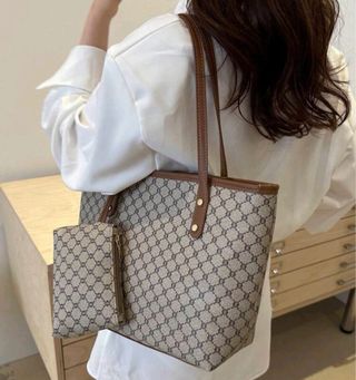 Borsa a spalla con portamonete