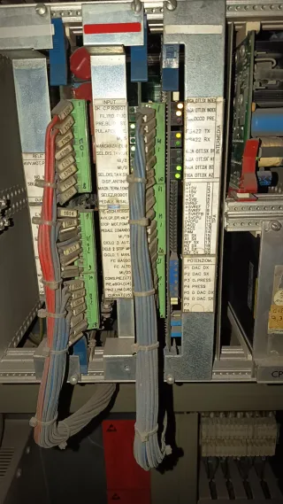 Control Numérico Plegadora SIRIO 3 8 Ejes