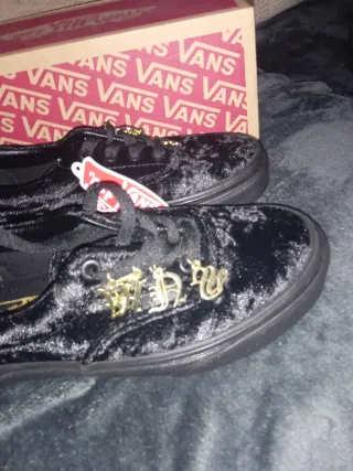 Zapatillas Vans Mujer Negras Terciopelo