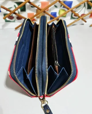 Monedero Clutch Multidepartamentos