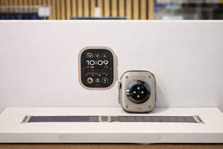 APPLE WATCH ULTRA 2 49MM CEL TITANIUM 100% BATERÍA