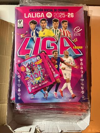 Lote 18 Álbumes Cromos LaLiga 2025-26 Panini