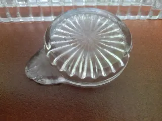 Tintero antiguo de cristal tallado