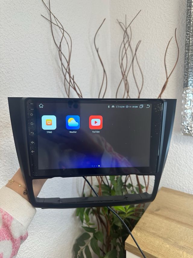 Pantalla de coche para BMW Serie 1 E88 E82 E81 E87