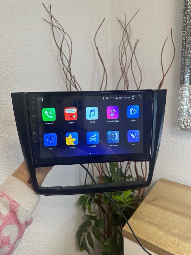 Pantalla de coche para BMW Serie 1 E88 E82 E81 E87