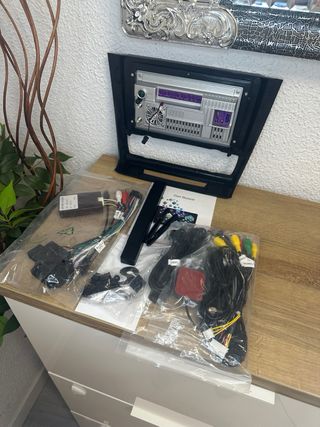 Pantalla de coche para BMW Serie 1 E88 E82 E81 E87