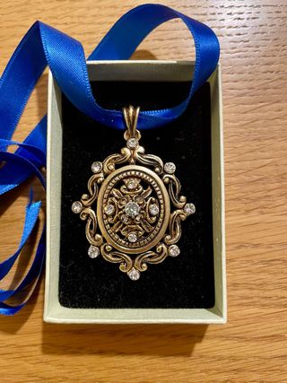 Colgante Fallero Oro Viejo y Brillantes.