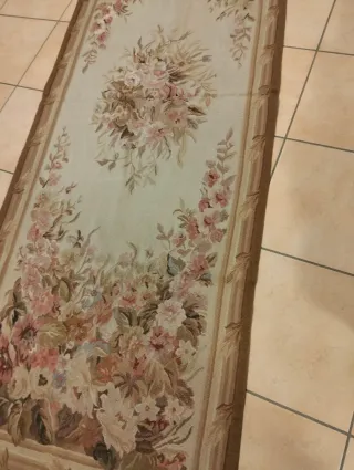 Tappeto Aubusson lana floreale marrone rosa