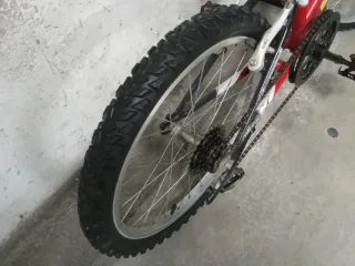 Bicicleta BH California. 20 pulgadas, con marchas.