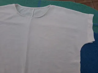 Blusa Mujer T Única Blanca.  Medidas en descripció