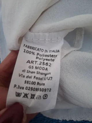 Blusa Mujer T Única Blanca.  Medidas en descripció