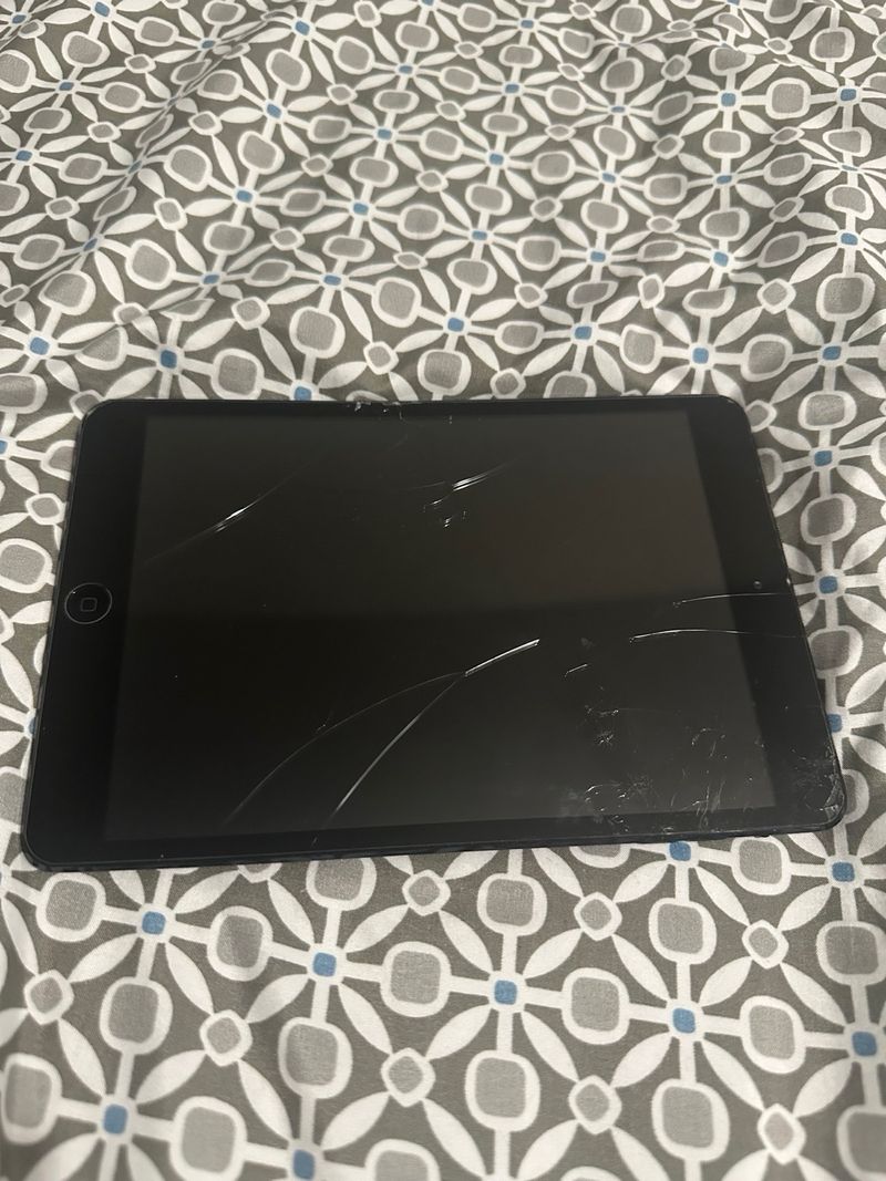 Lote 3 iPads y 2 Tablets Blancas afbeelding 7