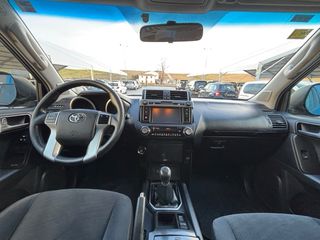 Toyota Land Cruiser 150 2015