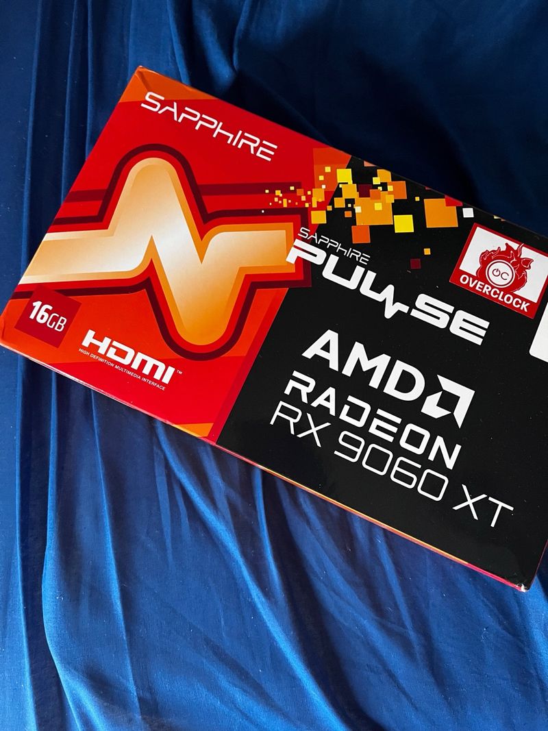 Tarjeta gráfica Sapphire RX 9060 XT Pulse 16GB