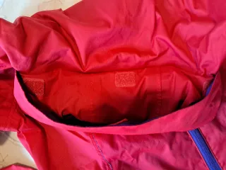 Chubasquero con capucha 135-142cm