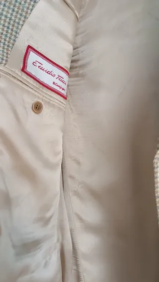 Chaqueta americana blazer beige y marrón