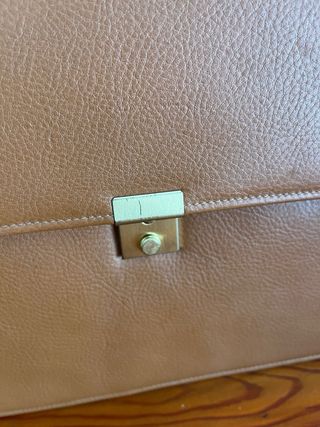 Portadocumentos piel cierre