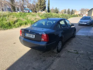 Volkswagen Passat 2000 115,cv
