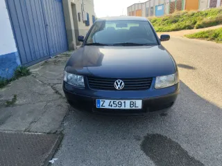 Volkswagen Passat 2000 115,cv