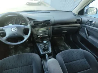Volkswagen Passat 2000 115,cv