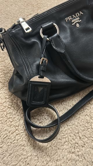 Borsa Prada in pelle nera