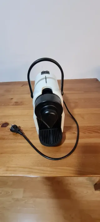 Cafetera Nespresso Krups Blanca