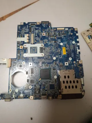 Placas base y componentes de ordenador