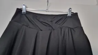 Falda pantalón con volantes