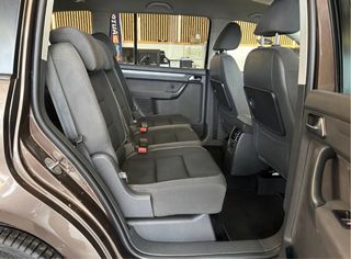 Volkswagen Touran 2011