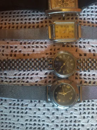 Lotto 6 orologi per pezzi di ricambio