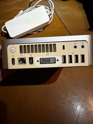 Mac mini 2007 con cargador original