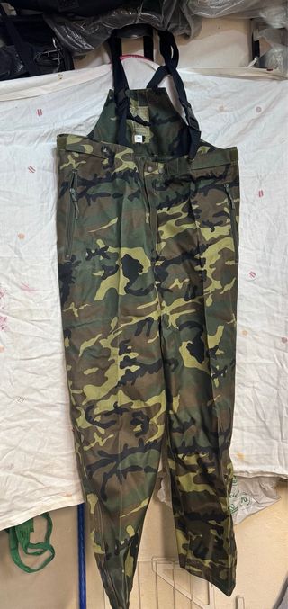 Peto militar camuflaje